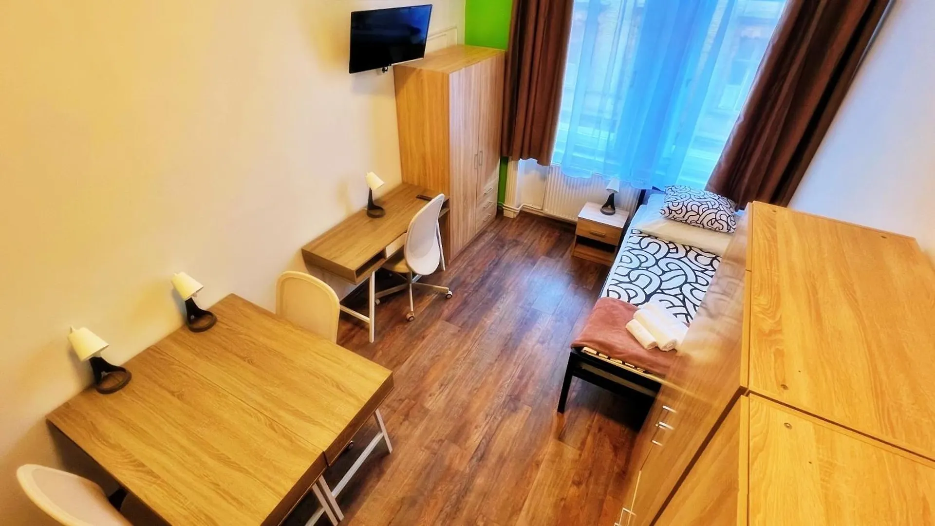 Bebudgetrooms Budapest 0*,  Ungern