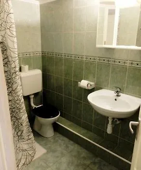 Bebudgetrooms Budapest 0*,