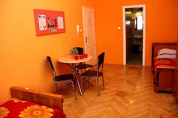 Hostel Bebudgetrooms Budapest Hungary